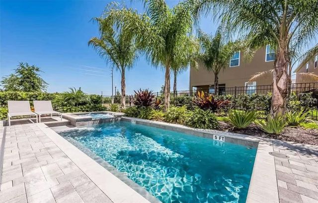 450 LASSO DRIVE, Kissimmee, FL 34747