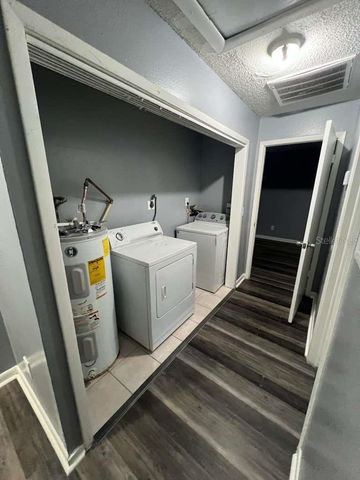 8301 N ALASKA STREET, Tampa, FL 33604