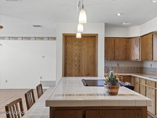 77 Papago Springs Road, Sonoita, AZ 85637