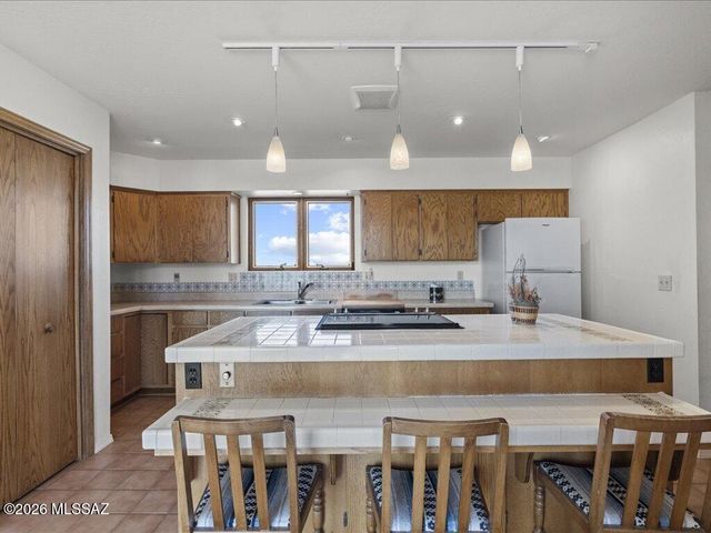 77 Papago Springs Road, Sonoita, AZ 85637