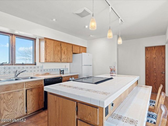 77 Papago Springs Road, Sonoita, AZ 85637