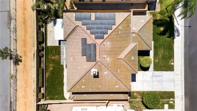 8122 River Bluffs, Eastvale, CA 92880