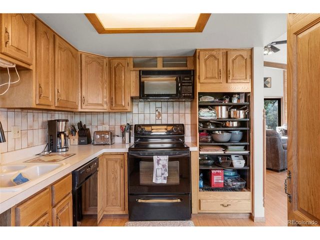 247 Pinewood Rd, Florissant, CO 80816