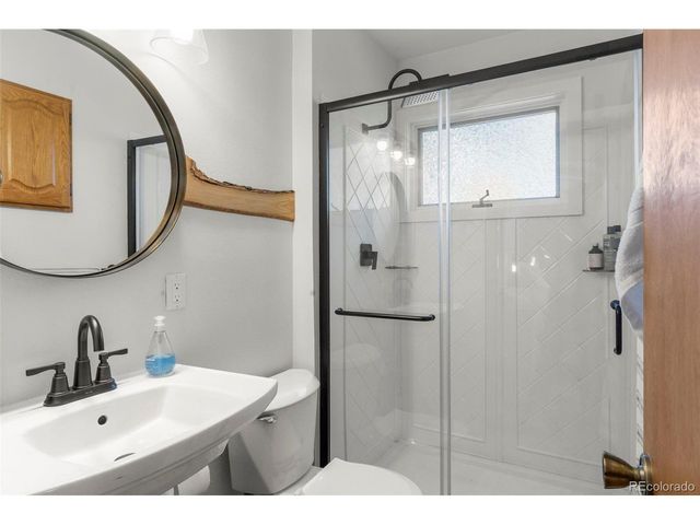 247 Pinewood Rd, Florissant, CO 80816