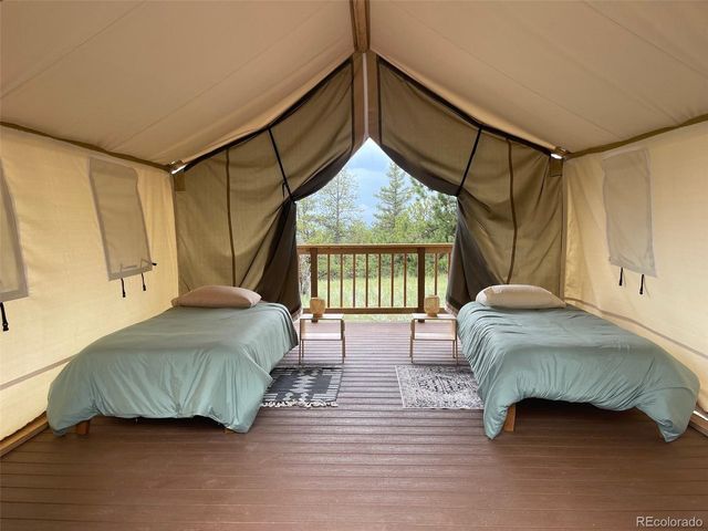 247 Pinewood Rd, Florissant, CO 80816