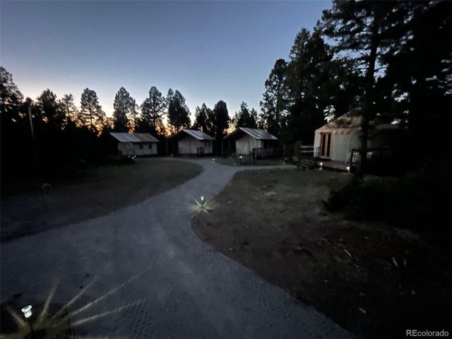 247 Pinewood Rd, Florissant, CO 80816