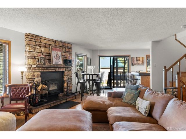 247 Pinewood Rd, Florissant, CO 80816