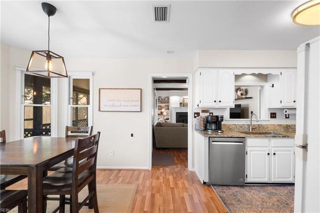 1009 Spindle XING, Virginia Beach, VA 23455