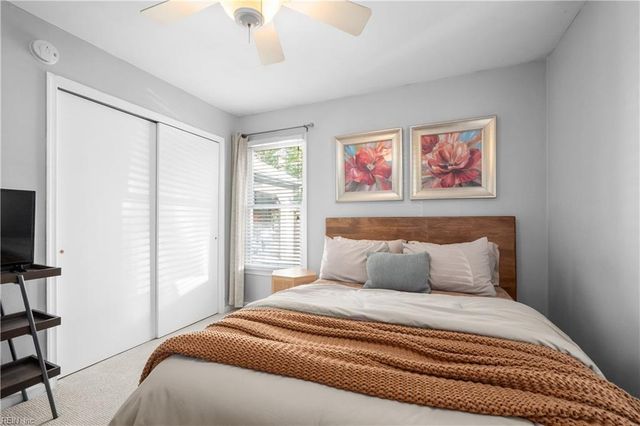 1009 Spindle XING, Virginia Beach, VA 23455