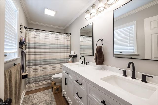 1009 Spindle XING, Virginia Beach, VA 23455