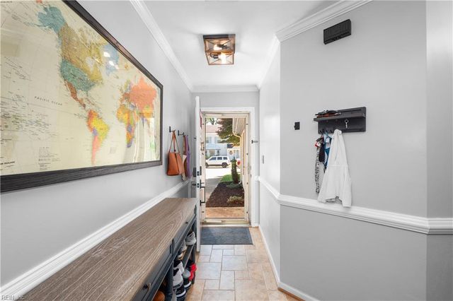 1009 Spindle XING, Virginia Beach, VA 23455