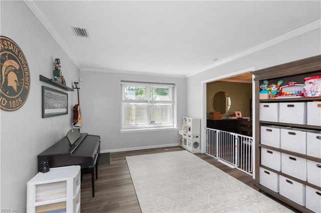 1009 Spindle XING, Virginia Beach, VA 23455
