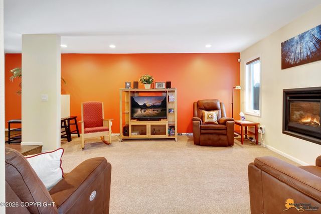 2211 Daybreak Court, Anchorage, AK 99501