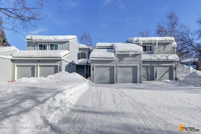 2211 Daybreak Court, Anchorage, AK 99501