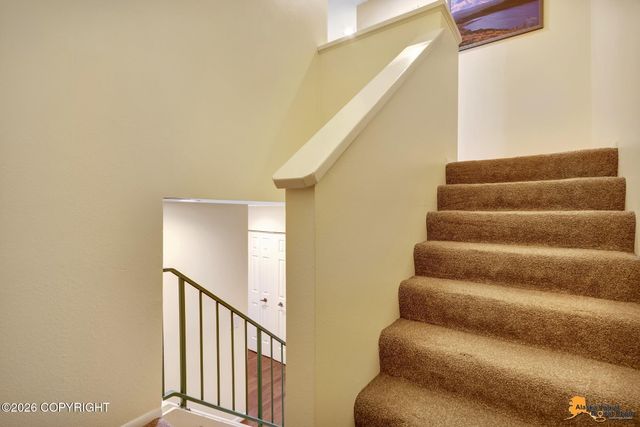 2211 Daybreak Court, Anchorage, AK 99501