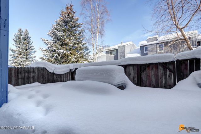 2211 Daybreak Court, Anchorage, AK 99501