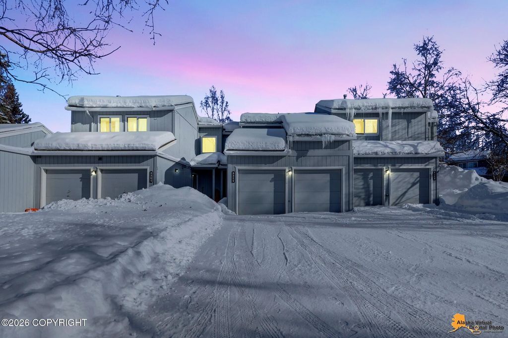 2211 Daybreak Court, Anchorage, AK 99501