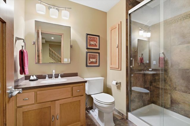 17811 Hollybrook Trail, Lakeville, MN 55044