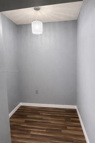 1780 NE 191st St 210-2, Miami, FL 33179