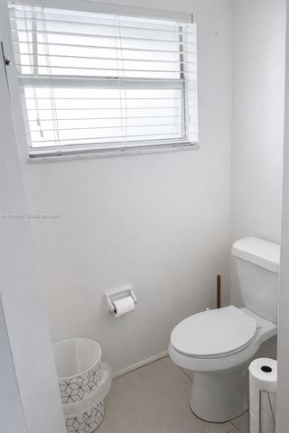 1780 NE 191st St 210-2, Miami, FL 33179