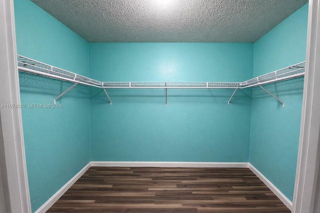 1780 NE 191st St 210-2, Miami, FL 33179