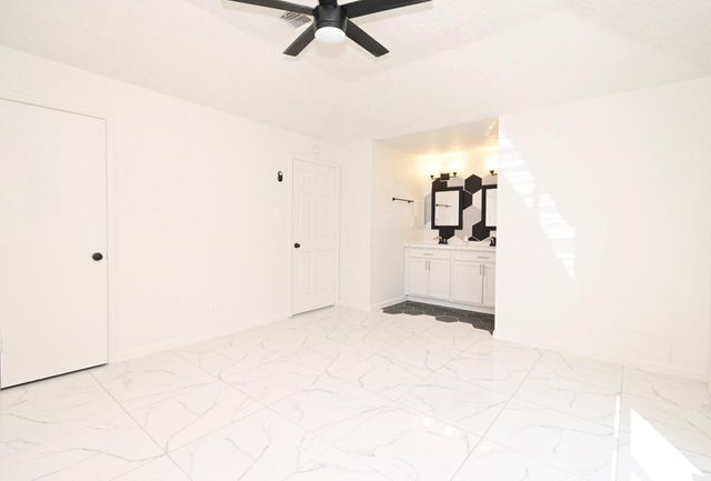 15427 Evergreen Place Drive, Houston, TX 77083