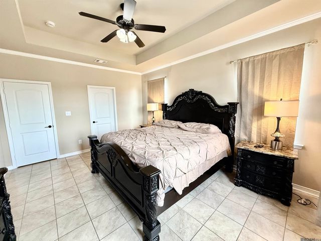39122 Bayou View Ave, Gonzales, LA 70737