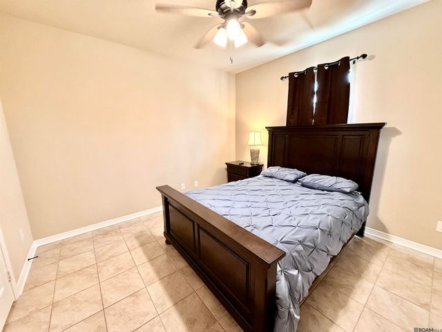 39122 Bayou View Ave, Gonzales, LA 70737