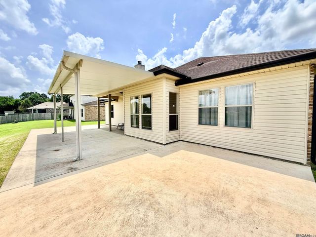 39122 Bayou View Ave, Gonzales, LA 70737