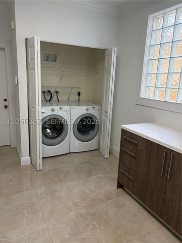 2578 Cordoba Bnd 2578, Weston, FL 33327