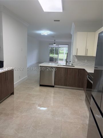 2578 Cordoba Bnd 2578, Weston, FL 33327