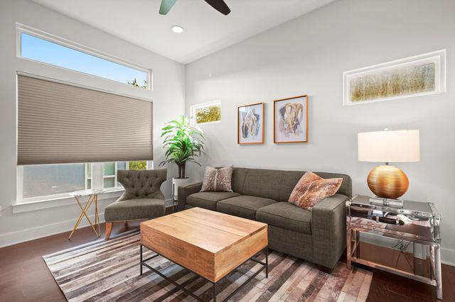 3905 Clawson RD 12, Austin, TX 78704