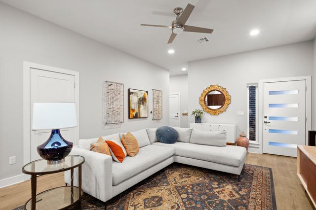 3905 Clawson RD 12, Austin, TX 78704