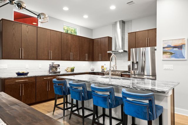 3905 Clawson RD 12, Austin, TX 78704