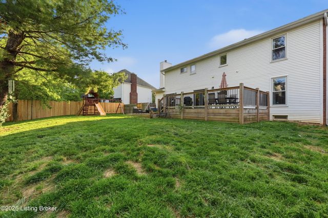 1112 Juniper Springs Dr, Louisville, KY 40242