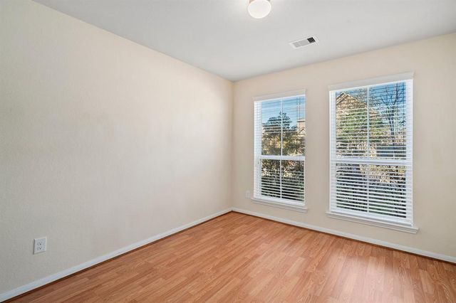 8218 Pastel Dawn Trace, Houston, TX 77049