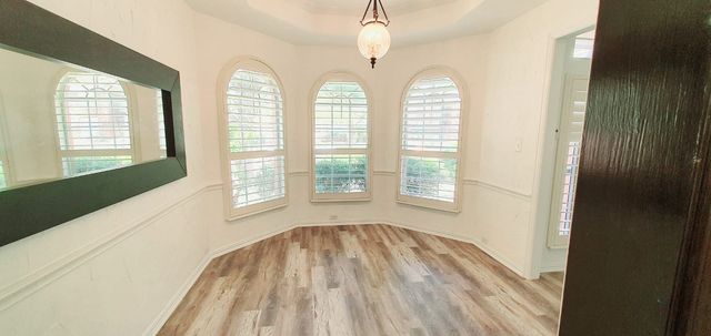 9720 Windy Hollow Drive, Irving, TX 75063