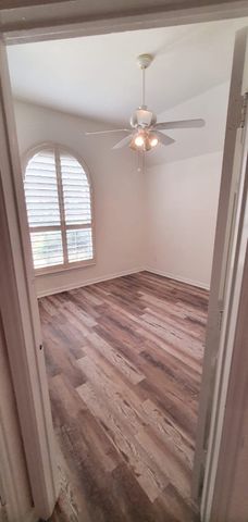 9720 Windy Hollow Drive, Irving, TX 75063