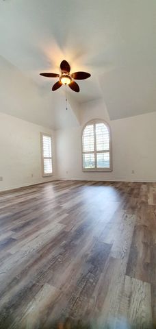 9720 Windy Hollow Drive, Irving, TX 75063