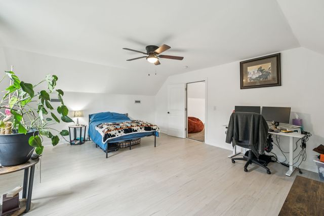 68 Taylor Rd, Manchester, TN 37355