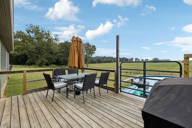 68 Taylor Rd, Manchester, TN 37355