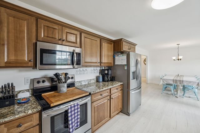 68 Taylor Rd, Manchester, TN 37355