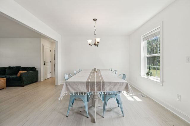 68 Taylor Rd, Manchester, TN 37355