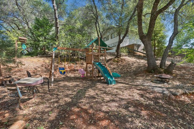 6320 Zamora Dr, Placerville, CA 95667