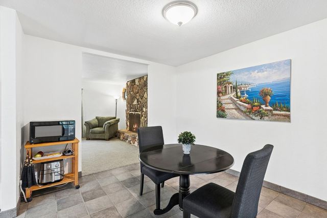 6320 Zamora Dr, Placerville, CA 95667