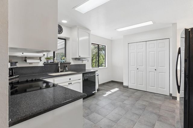6320 Zamora Dr, Placerville, CA 95667