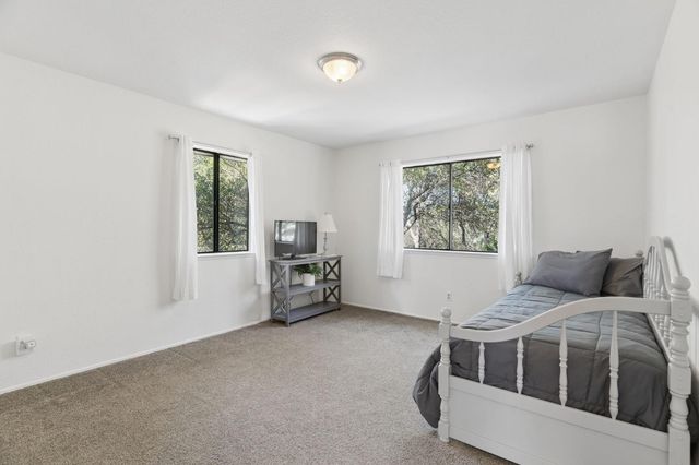 6320 Zamora Dr, Placerville, CA 95667