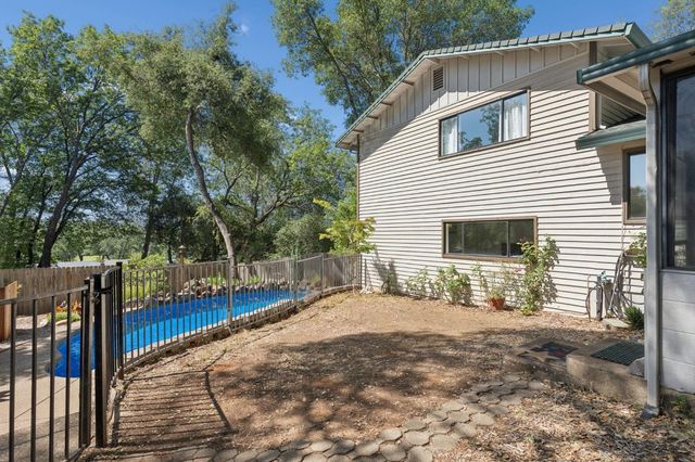 6320 Zamora Dr, Placerville, CA 95667