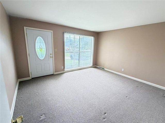 52 Lyons Drive NW, Rome, GA 30165