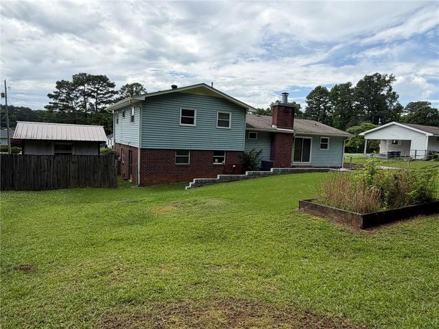 52 Lyons Drive NW, Rome, GA 30165